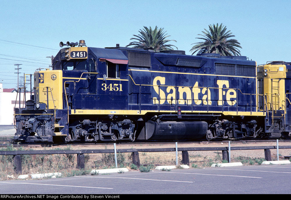 Santa Fe GP35 #3451